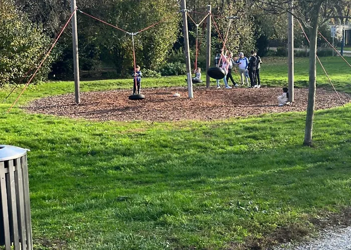 Family With Parking Apartament