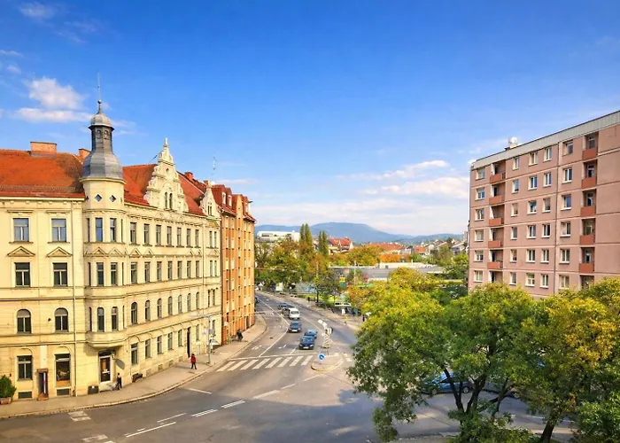 Family With Parking Graz